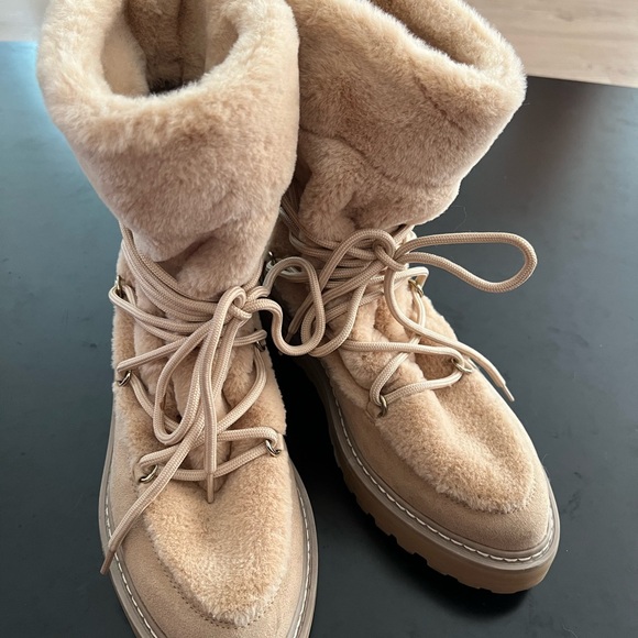 Ginna snow booties from JLO, size 8 - Picture 3 of 9